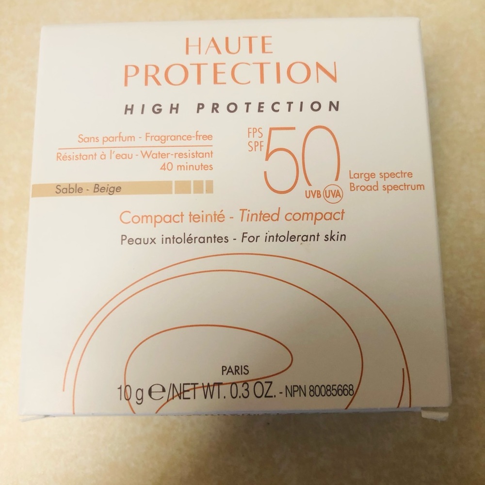 NEW HAUTE Protection high protection SPF 50 PARIS Beige